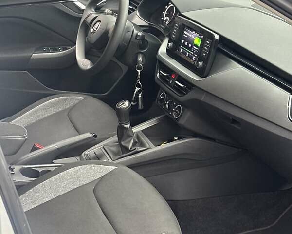 Сірий Шкода Scala, об'ємом двигуна 1 л та пробігом 175 тис. км за 14450 $, фото 8 на Automoto.ua