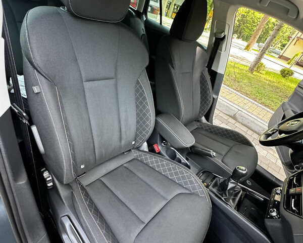 Серый Шкода Scala, объемом двигателя 1.6 л и пробегом 181 тыс. км за 14500 $, фото 81 на Automoto.ua