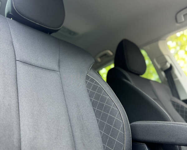 Серый Шкода Scala, объемом двигателя 1.6 л и пробегом 181 тыс. км за 14500 $, фото 79 на Automoto.ua