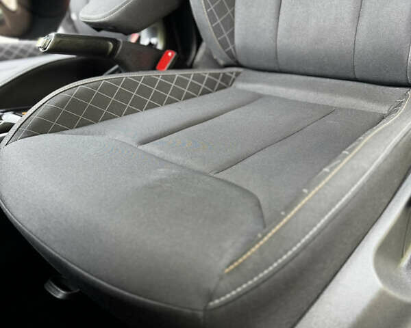 Серый Шкода Scala, объемом двигателя 1.6 л и пробегом 181 тыс. км за 14500 $, фото 70 на Automoto.ua