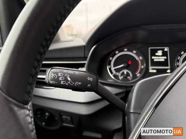 Серый Шкода Scala, объемом двигателя 1.6 л и пробегом 89 тыс. км за 18000 $, фото 23 на Automoto.ua