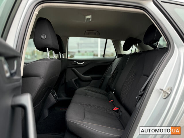 Серый Шкода Scala, объемом двигателя 1.6 л и пробегом 89 тыс. км за 18000 $, фото 14 на Automoto.ua