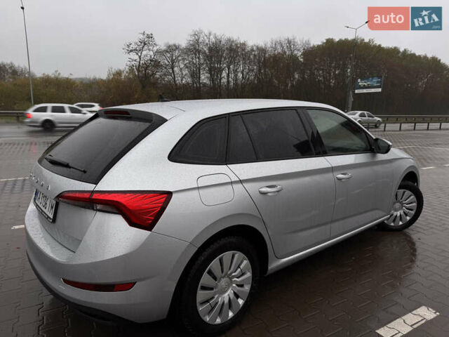 Серый Шкода Scala, объемом двигателя 1.6 л и пробегом 127 тыс. км за 15000 $, фото 5 на Automoto.ua