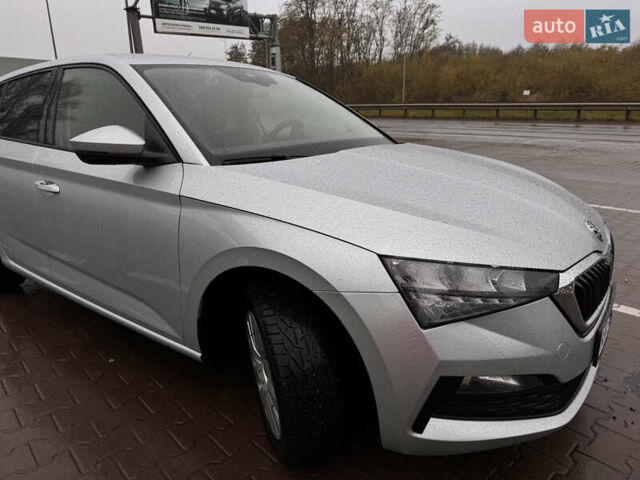 Серый Шкода Scala, объемом двигателя 1.6 л и пробегом 127 тыс. км за 15000 $, фото 7 на Automoto.ua