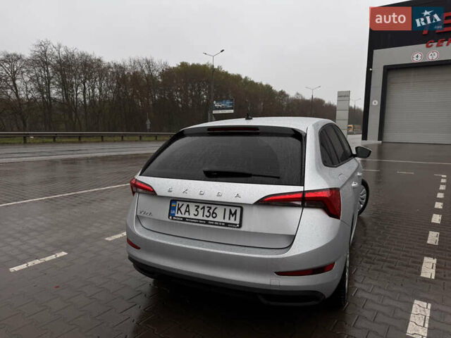 Серый Шкода Scala, объемом двигателя 1.6 л и пробегом 127 тыс. км за 15000 $, фото 4 на Automoto.ua