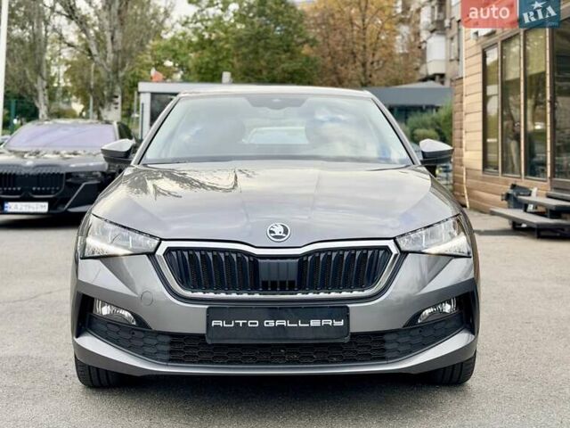 Серый Шкода Scala, объемом двигателя 1.6 л и пробегом 96 тыс. км за 15700 $, фото 7 на Automoto.ua