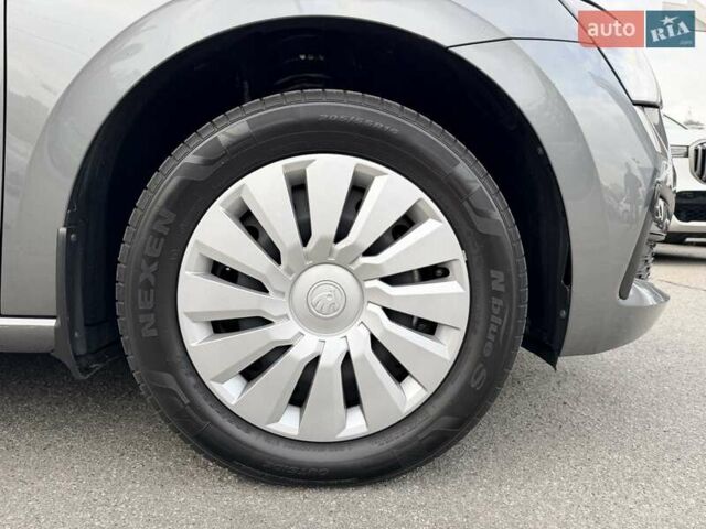 Серый Шкода Scala, объемом двигателя 1.6 л и пробегом 96 тыс. км за 15700 $, фото 25 на Automoto.ua