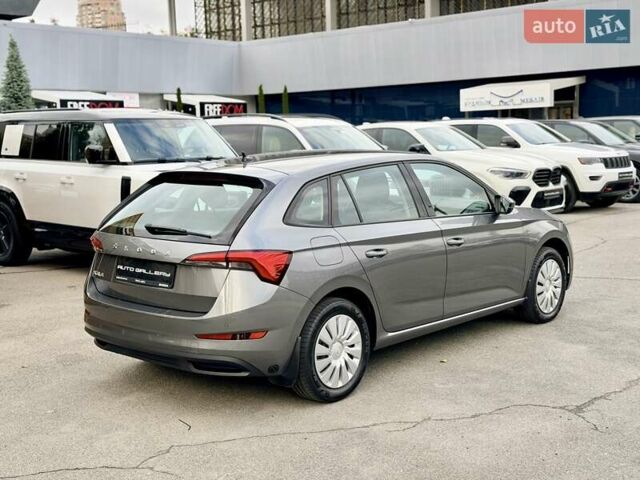 Серый Шкода Scala, объемом двигателя 1.6 л и пробегом 96 тыс. км за 15700 $, фото 3 на Automoto.ua