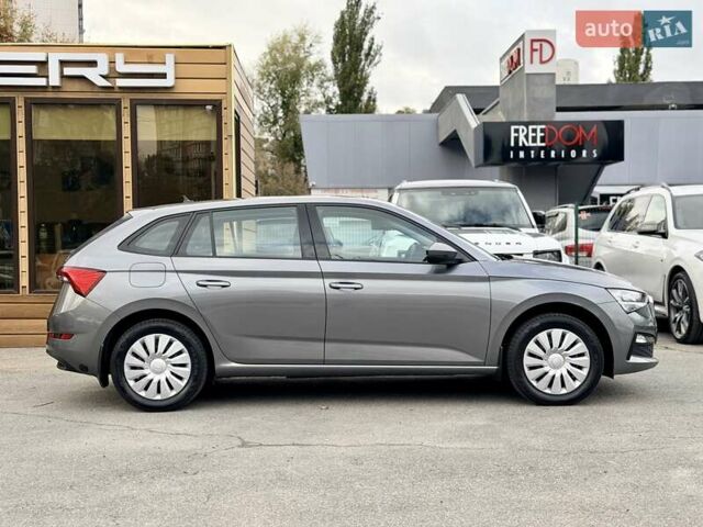 Сірий Шкода Scala, об'ємом двигуна 1.6 л та пробігом 96 тис. км за 15999 $, фото 6 на Automoto.ua