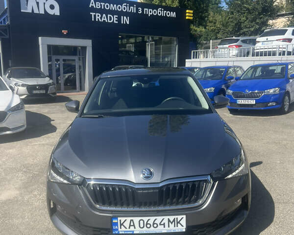 Серый Шкода Scala, объемом двигателя 1.6 л и пробегом 38 тыс. км за 18393 $, фото 1 на Automoto.ua