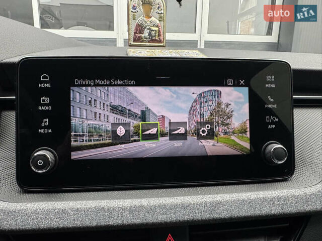 Серый Шкода Scala, объемом двигателя 1 л и пробегом 17 тыс. км за 31000 $, фото 27 на Automoto.ua