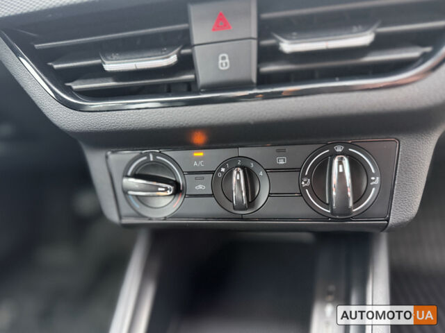 Серый Шкода Scala, объемом двигателя 1.6 л и пробегом 79 тыс. км за 15900 $, фото 18 на Automoto.ua