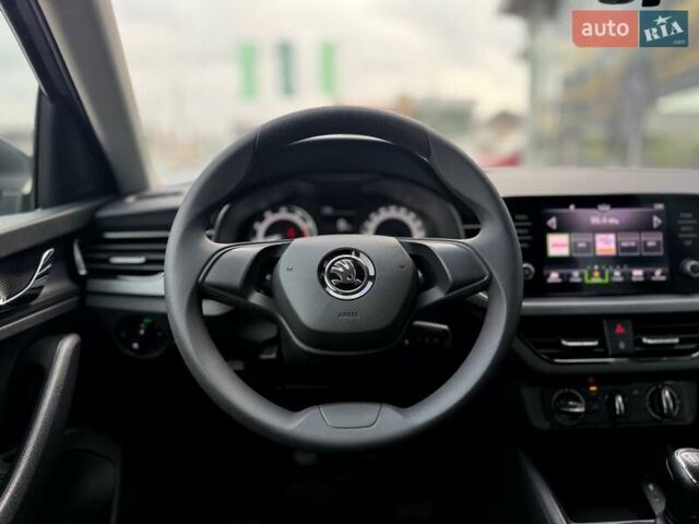 Серый Шкода Scala, объемом двигателя 1.6 л и пробегом 79 тыс. км за 15900 $, фото 14 на Automoto.ua