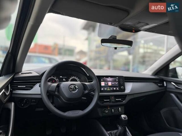 Серый Шкода Scala, объемом двигателя 1.6 л и пробегом 79 тыс. км за 15900 $, фото 12 на Automoto.ua