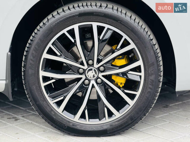 Серый Шкода Scala, объемом двигателя 1 л и пробегом 17 тыс. км за 29999 $, фото 23 на Automoto.ua