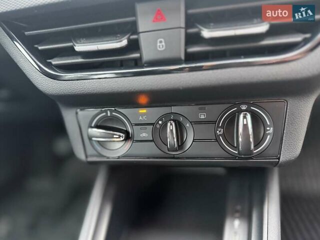 Серый Шкода Scala, объемом двигателя 1.6 л и пробегом 79 тыс. км за 15900 $, фото 15 на Automoto.ua