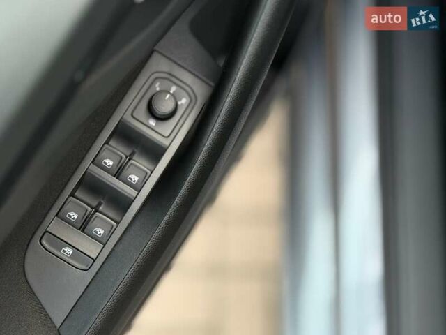 Серый Шкода Scala, объемом двигателя 1.6 л и пробегом 79 тыс. км за 15900 $, фото 17 на Automoto.ua