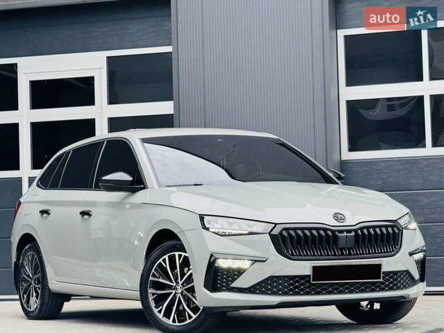 Шкода Scala 2024 у Мукачеве на Automoto.ua Сірий Шкода Scala, об'ємом двигуна 1 л та пробігом 17 тис. км за 31000 $, фото 24 на Automoto.ua