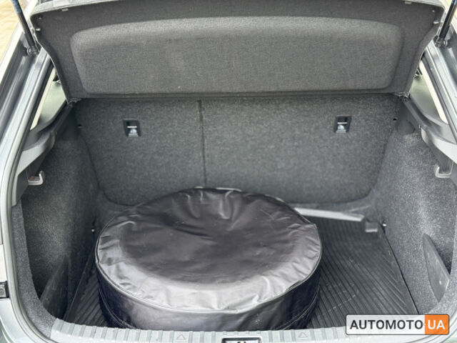 Серый Шкода Scala, объемом двигателя 1.6 л и пробегом 79 тыс. км за 15900 $, фото 7 на Automoto.ua