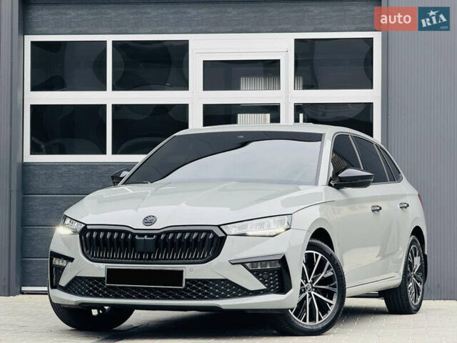 Шкода Scala 2024 у Мукачеве на Automoto.ua Сірий Шкода Scala, об'ємом двигуна 1 л та пробігом 17 тис. км за 31000 $, фото 6 на Automoto.ua