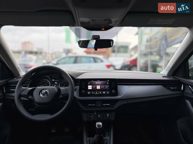 Серый Шкода Scala, объемом двигателя 1.6 л и пробегом 79 тыс. км за 15900 $, фото 13 на Automoto.ua