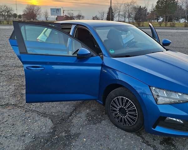 Синій Шкода Scala, об'ємом двигуна 1.6 л та пробігом 257 тис. км за 17500 $, фото 5 на Automoto.ua