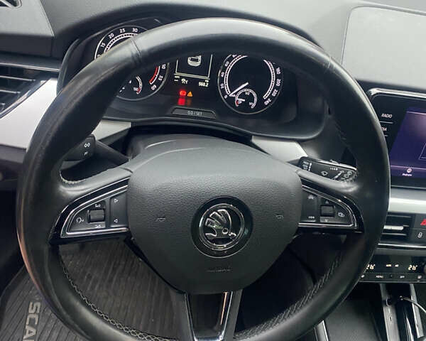 Синий Шкода Scala, объемом двигателя 1.6 л и пробегом 298 тыс. км за 13700 $, фото 11 на Automoto.ua