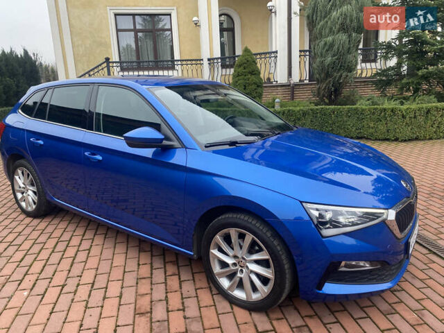 Синий Шкода Scala, объемом двигателя 1.6 л и пробегом 298 тыс. км за 13700 $, фото 1 на Automoto.ua