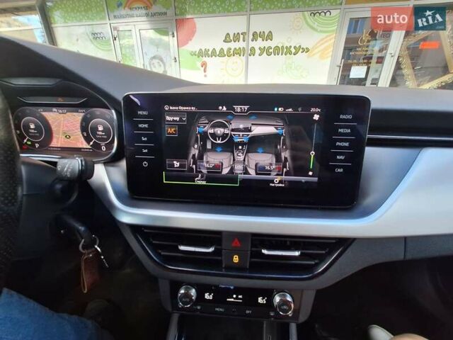 Синій Шкода Scala, об'ємом двигуна 1.6 л та пробігом 257 тис. км за 17500 $, фото 43 на Automoto.ua