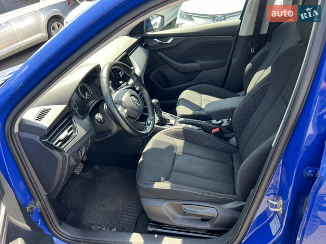 Синий Шкода Scala, объемом двигателя 1.6 л и пробегом 102 тыс. км за 14875 $, фото 13 на Automoto.ua