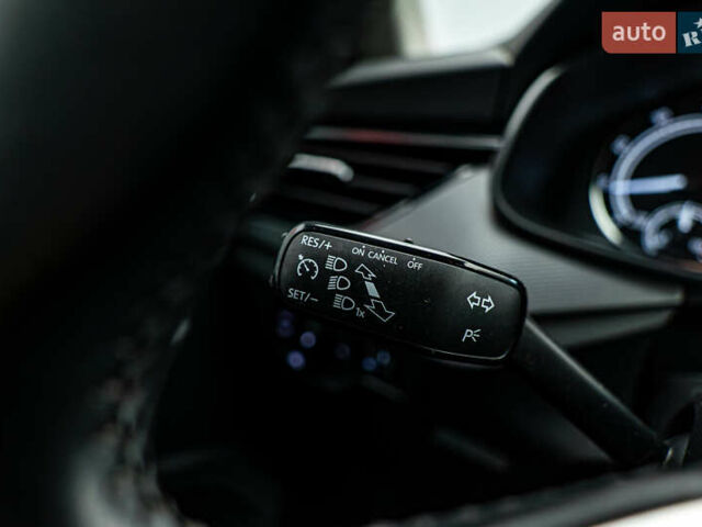 Синій Шкода Scala, об'ємом двигуна 1.6 л та пробігом 84 тис. км за 17994 $, фото 14 на Automoto.ua