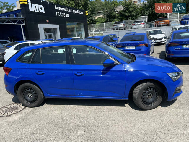 Синий Шкода Scala, объемом двигателя 1.6 л и пробегом 102 тыс. км за 14875 $, фото 8 на Automoto.ua