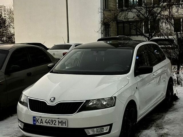 Білий Шкода Спейсбек, об'ємом двигуна 1.2 л та пробігом 160 тис. км за 9000 $, фото 25 на Automoto.ua