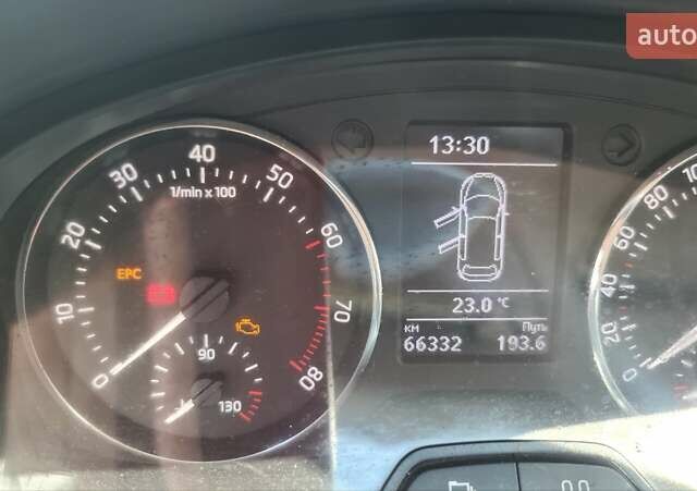 Белый Шкода Спейсбек, объемом двигателя 1.2 л и пробегом 66 тыс. км за 7900 $, фото 10 на Automoto.ua