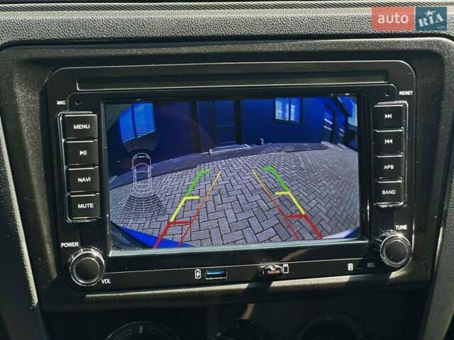 Белый Шкода Спейсбек, объемом двигателя 1 л и пробегом 147 тыс. км за 8650 $, фото 8 на Automoto.ua