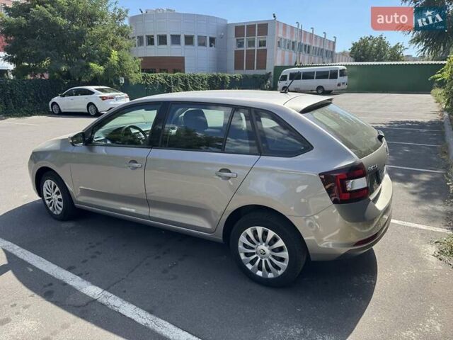 Бежевий Шкода Спейсбек, об'ємом двигуна 1 л та пробігом 72 тис. км за 9500 $, фото 2 на Automoto.ua
