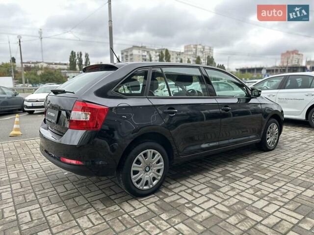 Шкода Спейсбек 2017 в Киеве на Automoto.ua Черный Шкода Спейсбек, объемом двигателя 1.2 л и пробегом 87 тыс. км за 10490 $, фото 7 на Automoto.ua