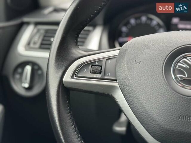 Шкода Спейсбек 2017 в Киеве на Automoto.ua Черный Шкода Спейсбек, объемом двигателя 1.2 л и пробегом 87 тыс. км за 10490 $, фото 20 на Automoto.ua