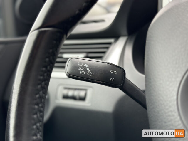 Шкода Спейсбек 2017 в Киеве на Automoto.ua Черный Шкода Спейсбек, объемом двигателя 1.2 л и пробегом 87 тыс. км за 10000 $, фото 12 на Automoto.ua