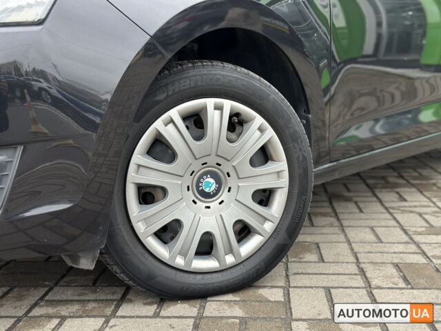 Шкода Спейсбек 2017 в Киеве на Automoto.ua Черный Шкода Спейсбек, объемом двигателя 1.2 л и пробегом 87 тыс. км за 10000 $, фото 30 на Automoto.ua