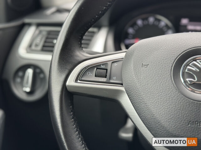 Шкода Спейсбек 2017 в Киеве на Automoto.ua Черный Шкода Спейсбек, объемом двигателя 1.2 л и пробегом 87 тыс. км за 10000 $, фото 14 на Automoto.ua