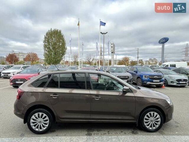 Коричневый Шкода Спейсбек, объемом двигателя 1.6 л и пробегом 114 тыс. км за 9093 $, фото 4 на Automoto.ua