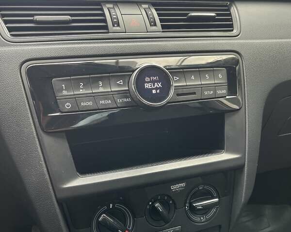 Коричневый Шкода Спейсбек, объемом двигателя 1.6 л и пробегом 114 тыс. км за 9093 $, фото 19 на Automoto.ua