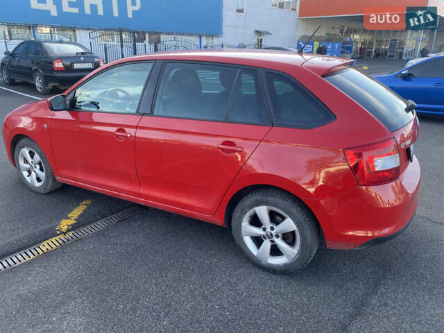 Красный Шкода Спейсбек, объемом двигателя 1.6 л и пробегом 236 тыс. км за 7000 $, фото 3 на Automoto.ua