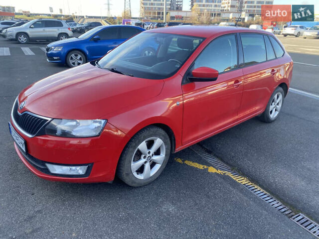 Красный Шкода Спейсбек, объемом двигателя 1.6 л и пробегом 236 тыс. км за 7000 $, фото 2 на Automoto.ua