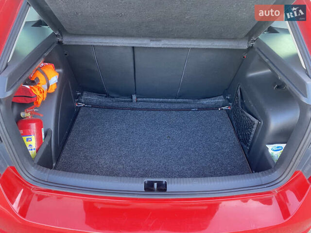 Красный Шкода Спейсбек, объемом двигателя 1.6 л и пробегом 236 тыс. км за 7000 $, фото 13 на Automoto.ua