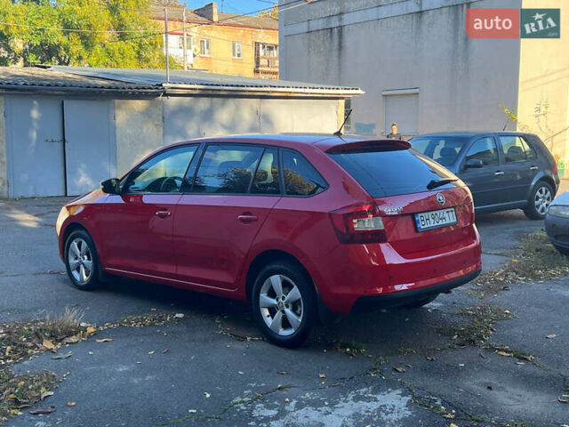Красный Шкода Спейсбек, объемом двигателя 1.2 л и пробегом 111 тыс. км за 8000 $, фото 1 на Automoto.ua
