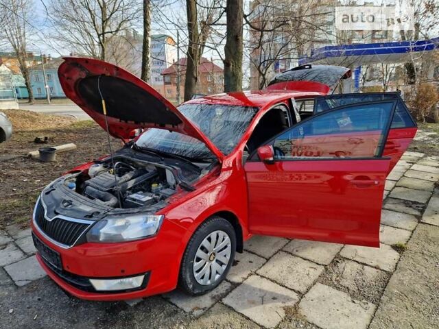 Красный Шкода Спейсбек, объемом двигателя 1.2 л и пробегом 170 тыс. км за 6750 $, фото 52 на Automoto.ua