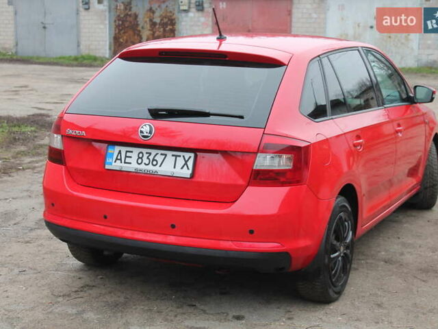 Красный Шкода Спейсбек, объемом двигателя 1.2 л и пробегом 180 тыс. км за 6400 $, фото 6 на Automoto.ua