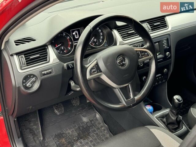 Червоний Шкода Спейсбек, об'ємом двигуна 1.2 л та пробігом 189 тис. км за 6590 $, фото 12 на Automoto.ua